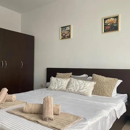 Barosa Royal Towers 公寓 *